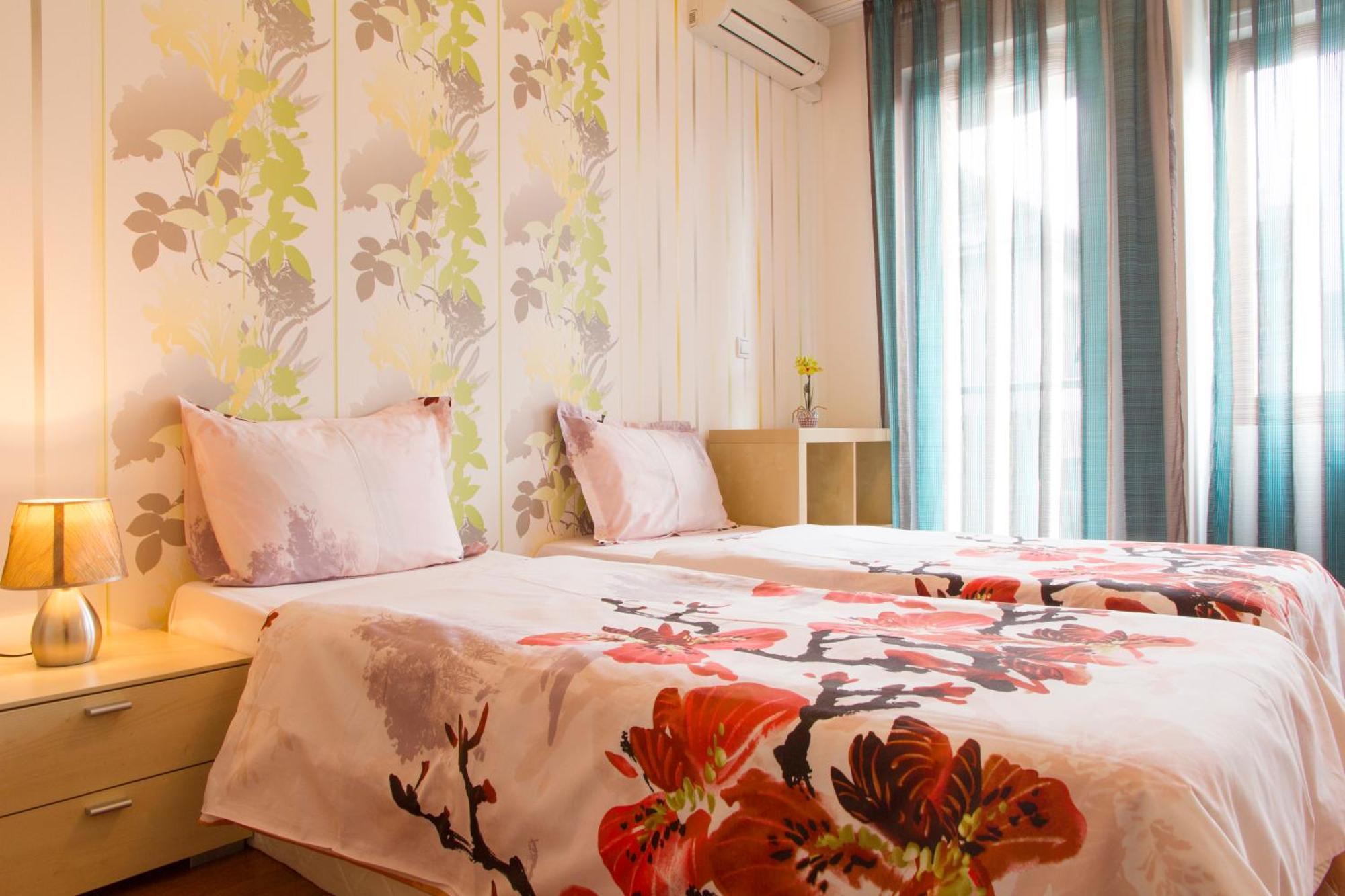 Vitosha Downtown Apartments Sofia Extérieur photo